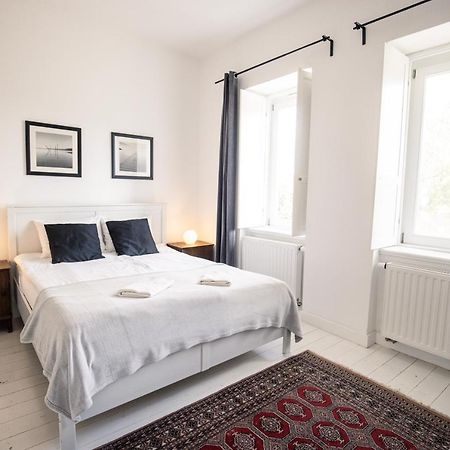 Manor Apartments, 초팍 외부 사진